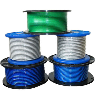 İyi fiyat Doğrudan 5/32 inçten 7/16 inçeye kadar PVC kaplı çelik kablo ipi 7x7 / 7x19 Sınıf Karbon Çelik Uzunluğu 100-2000m çevrimiçi